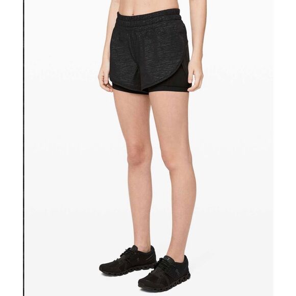 LULULEMON X PELOTON Bootcamp Shorts Size 12 3.5” - Picture 12 of 13